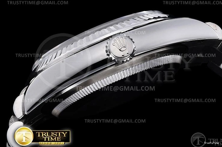 0411 ModernLook RDD0224B – DayDate 36mm 747